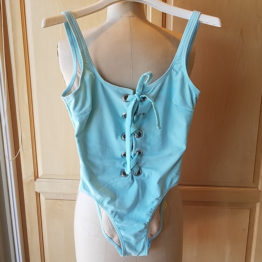 Newport news lace up suit